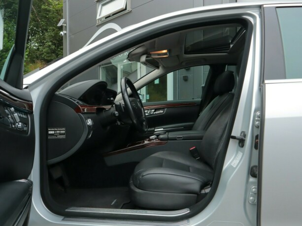 mercedes-benz-s-klasse-elektrisitetbensin-2010-big-12