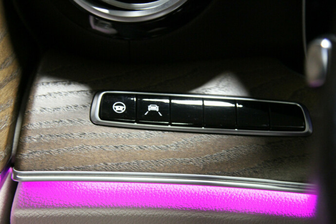 mercedes-benz-e-klasse-elektrisitetbensin-2017-big-23