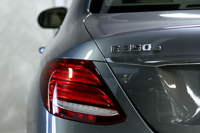 mercedes-benz-e-klasse-elektrisitetbensin-2017-big-35