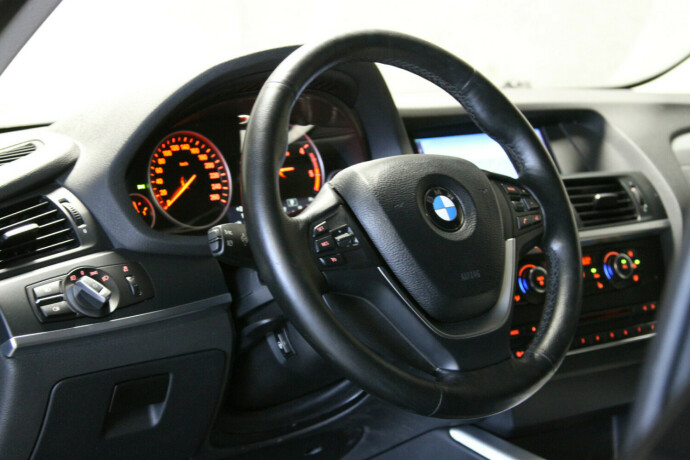 bmw-x3-diesel-2011-big-15