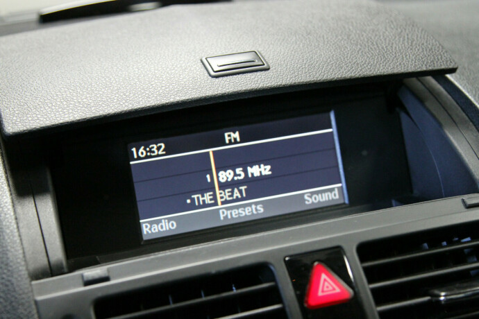mercedes-benz-c-klasse-diesel-2008-big-7