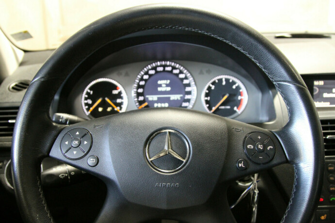 mercedes-benz-c-klasse-diesel-2008-big-12