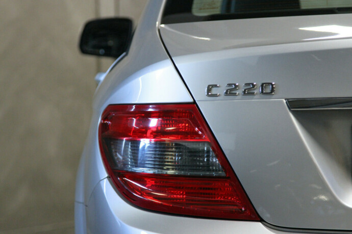 mercedes-benz-c-klasse-diesel-2008-big-19