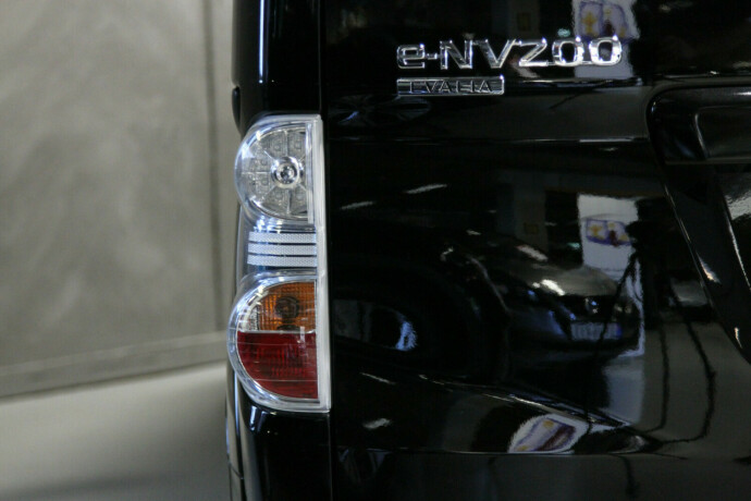 nissan-e-nv200-elektrisitet-2018-big-24