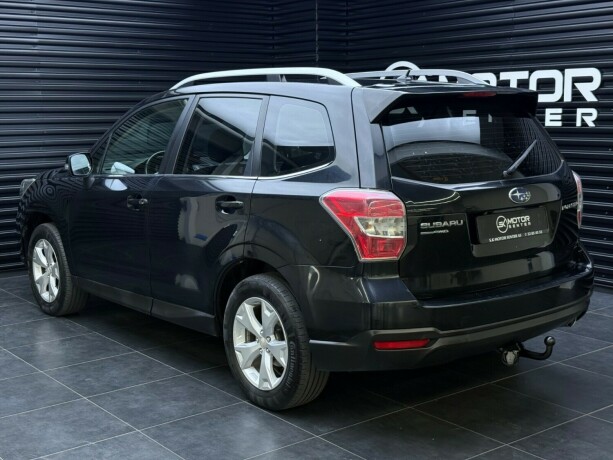 subaru-forester-bensin-2014-big-1