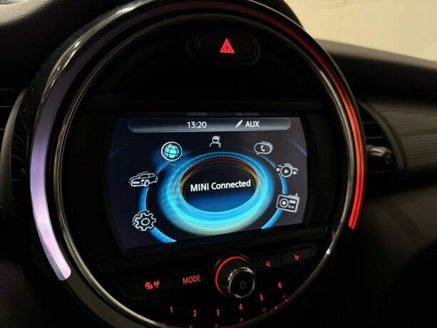 mini-cooper-bensin-2015-big-11
