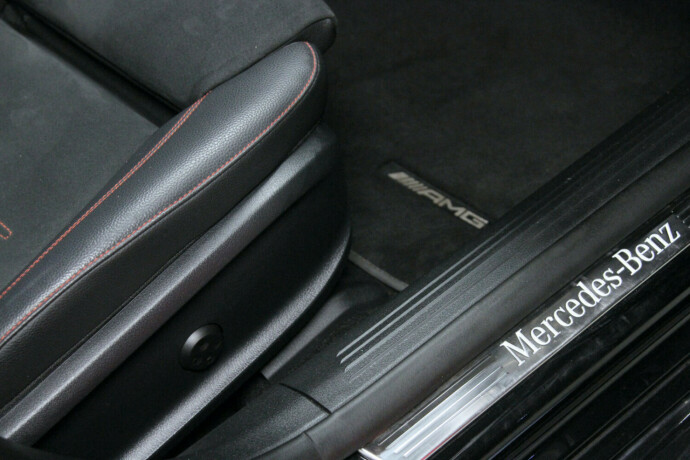 mercedes-benz-cla-plug-in-petrol-2022-big-4