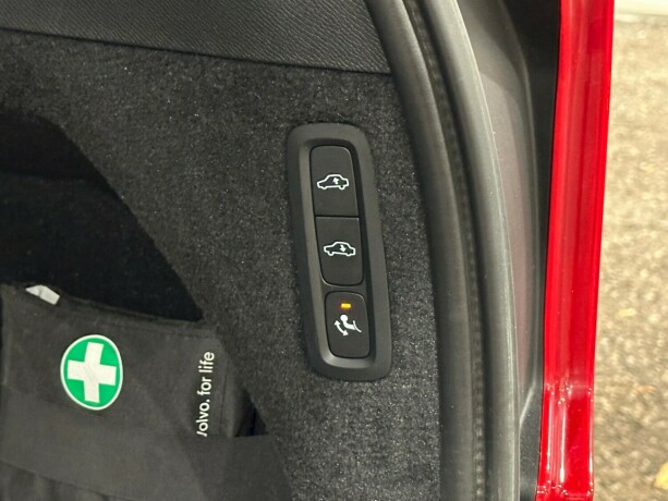 volvo-xc-90-diesel-2015-big-20