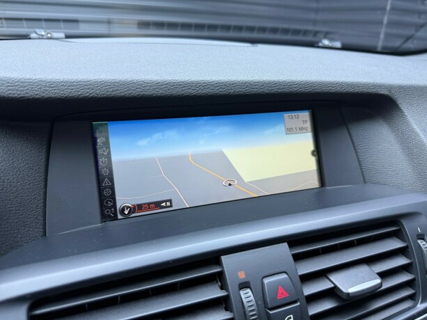 bmw-x3-diesel-2012-big-19