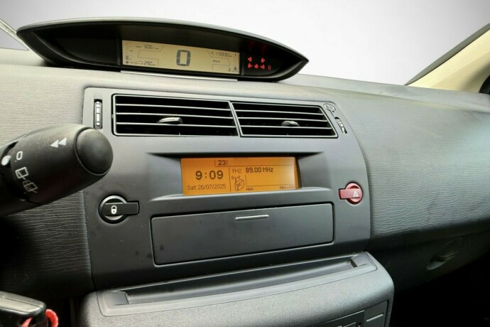 citroen-c4-diesel-2006-big-21