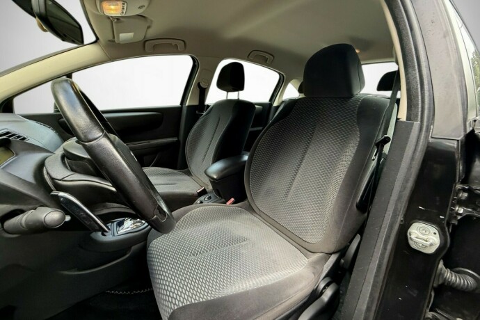 citroen-c4-diesel-2006-big-12