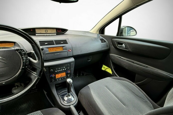 citroen-c4-diesel-2006-big-24