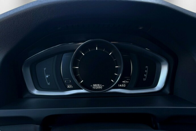 volvo-v60-elektrisitetdiesel-2017-big-20