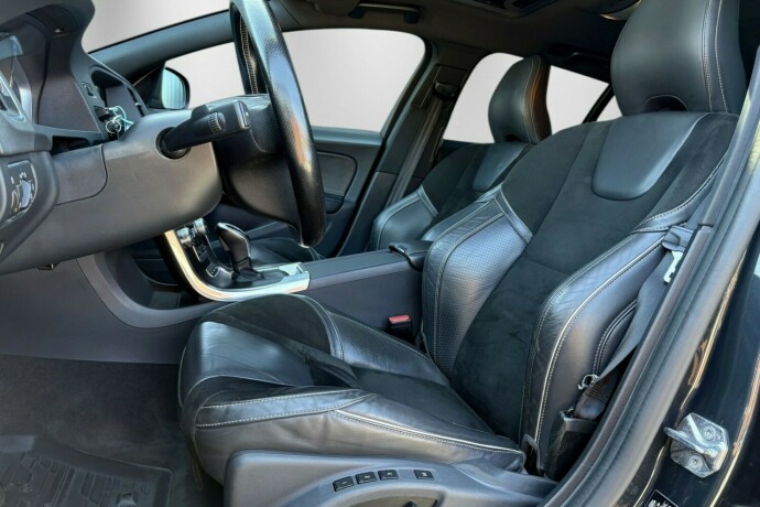 volvo-v60-elektrisitetdiesel-2017-big-11