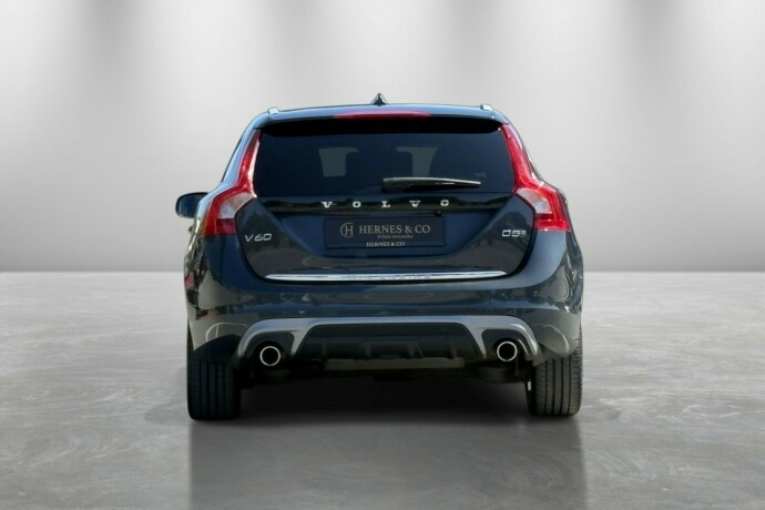 volvo-v60-elektrisitetdiesel-2017-big-7
