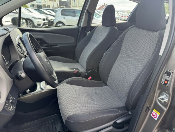 toyota-yaris-elektrisitetbensin-2017-big-13