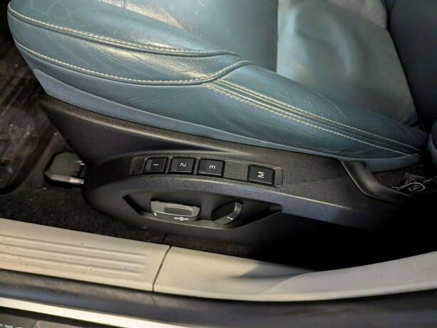 volvo-v40-diesel-2013-big-24