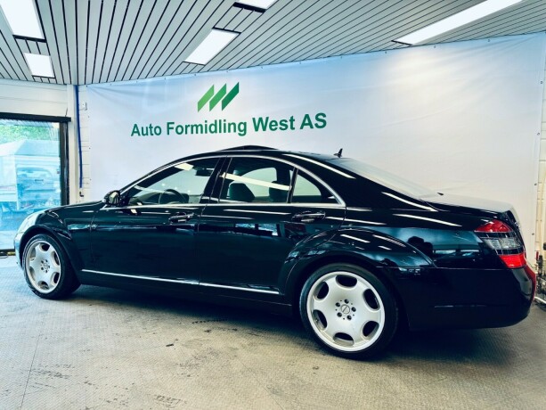 mercedes-benz-s-klasse-bensin-2006-big-4