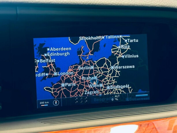 mercedes-benz-s-klasse-bensin-2006-big-28