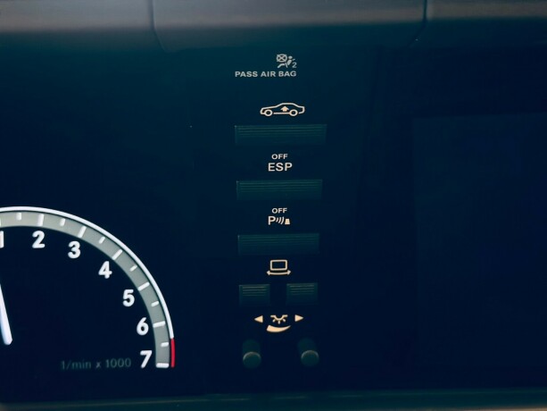 mercedes-benz-s-klasse-bensin-2006-big-33