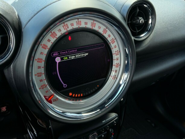 mini-countryman-diesel-2013-big-23