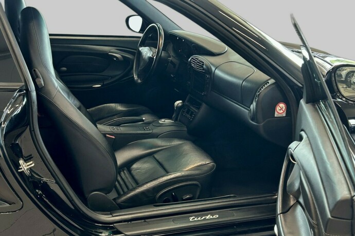 porsche-911-bensin-2001-big-11