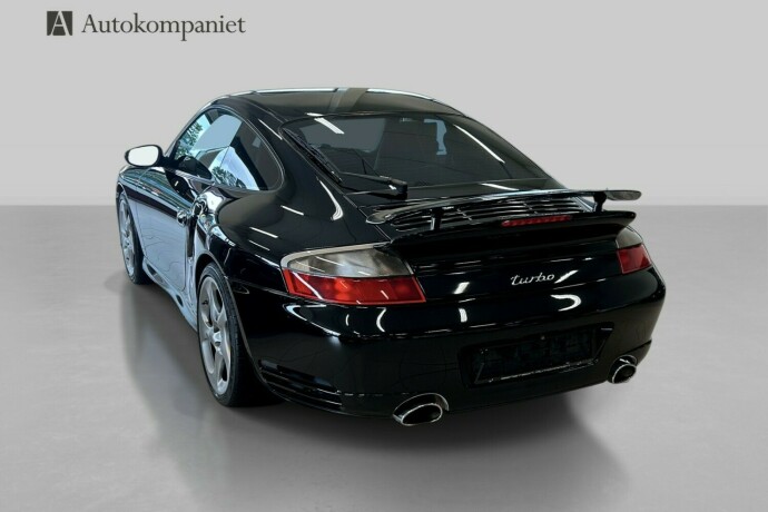porsche-911-bensin-2001-big-5