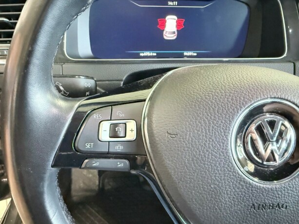 volkswagen-golf-elektrisitet-2020-big-13