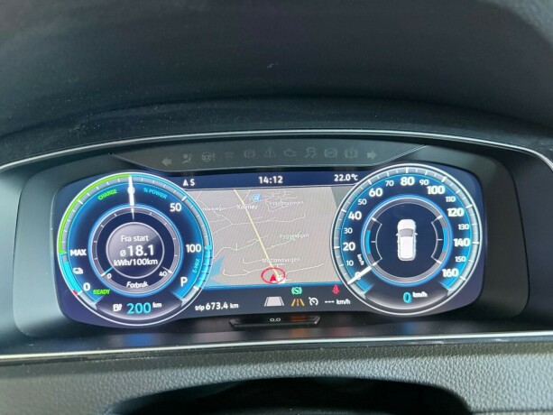 volkswagen-golf-elektrisitet-2020-big-16