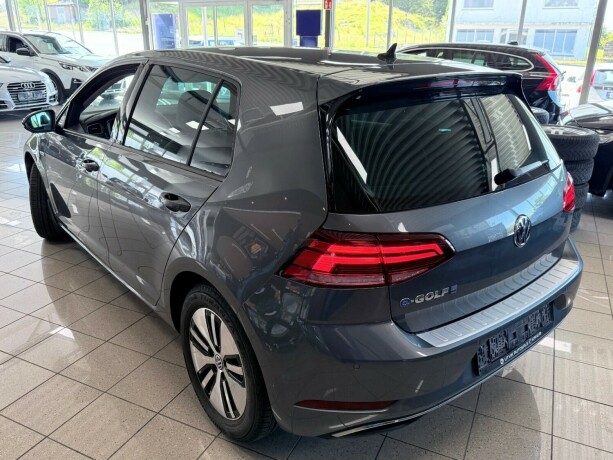volkswagen-golf-elektrisitet-2020-big-4
