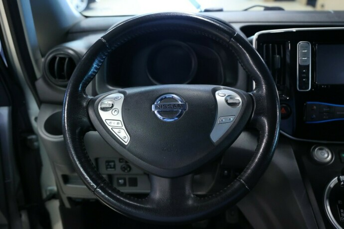 nissan-e-nv200-elektrisitet-2014-big-10