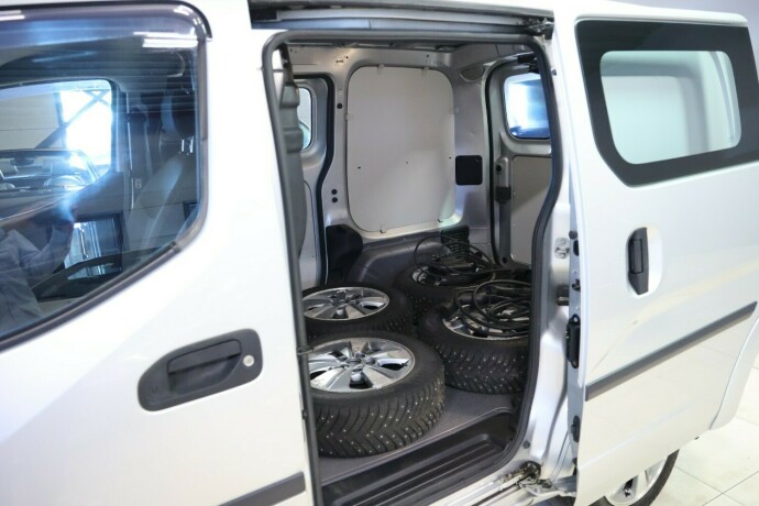nissan-e-nv200-elektrisitet-2014-big-6