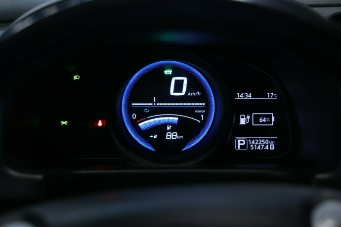 nissan-e-nv200-elektrisitet-2014-big-11