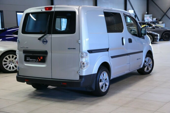 nissan-e-nv200-elektrisitet-2014-big-2