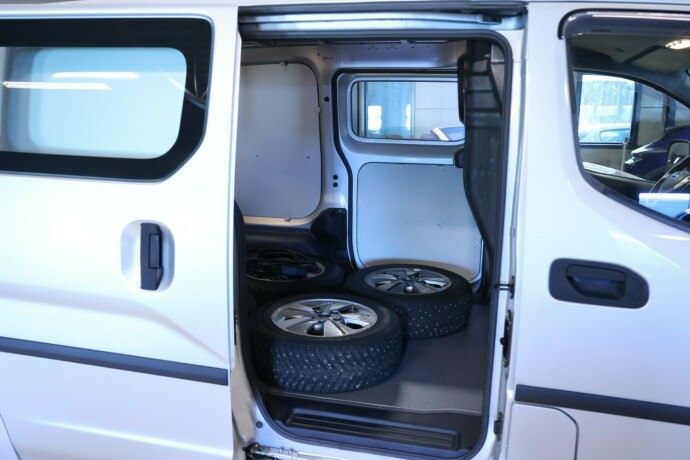 nissan-e-nv200-elektrisitet-2014-big-8