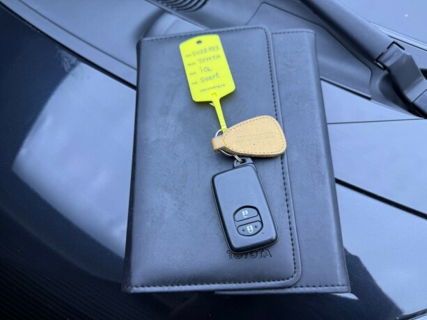 toyota-iq-bensin-2012-big-26