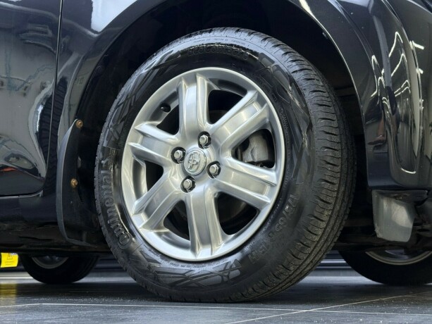 toyota-iq-bensin-2012-big-7