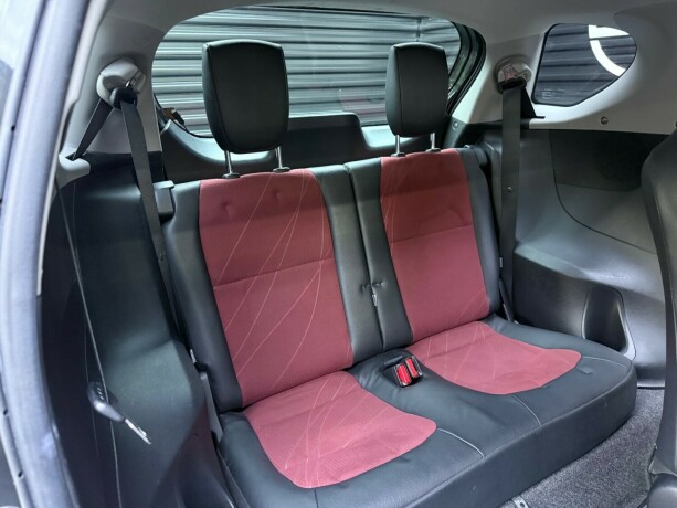 toyota-iq-bensin-2012-big-23