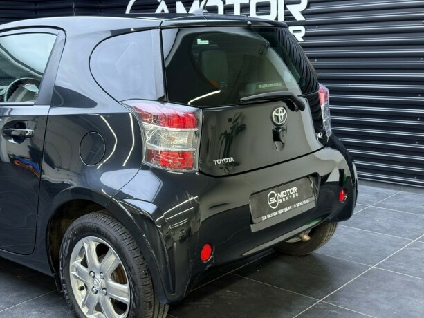 toyota-iq-bensin-2012-big-5