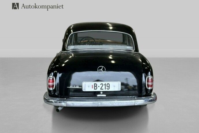 mercedes-benz-andre-bensin-1958-big-4