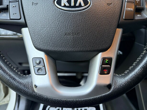 kia-sorento-diesel-2011-big-15