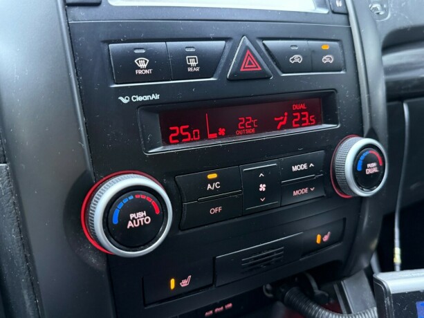 kia-sorento-diesel-2011-big-20