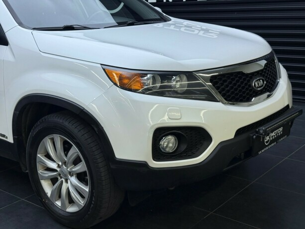 kia-sorento-diesel-2011-big-2