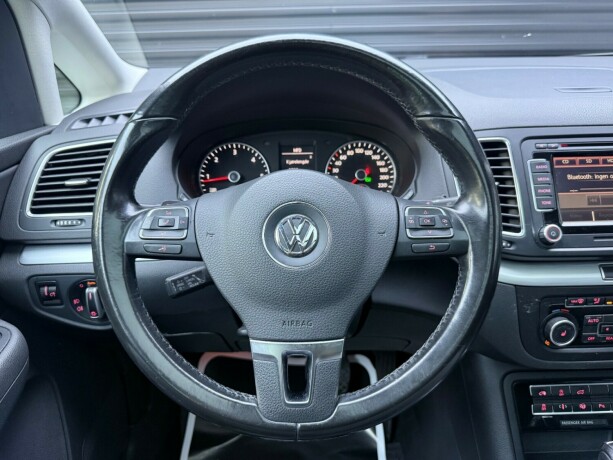 volkswagen-sharan-diesel-2011-big-15