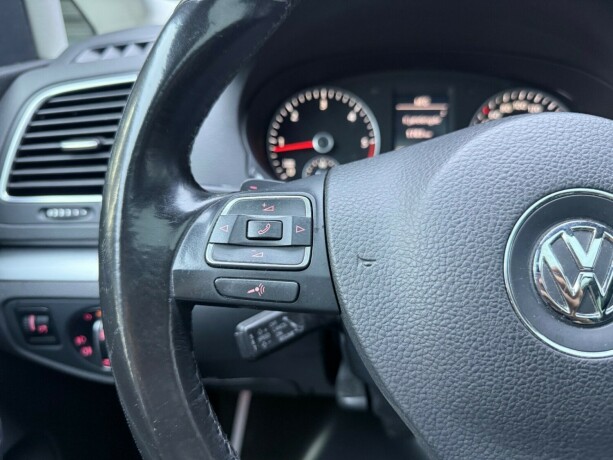 volkswagen-sharan-diesel-2011-big-13