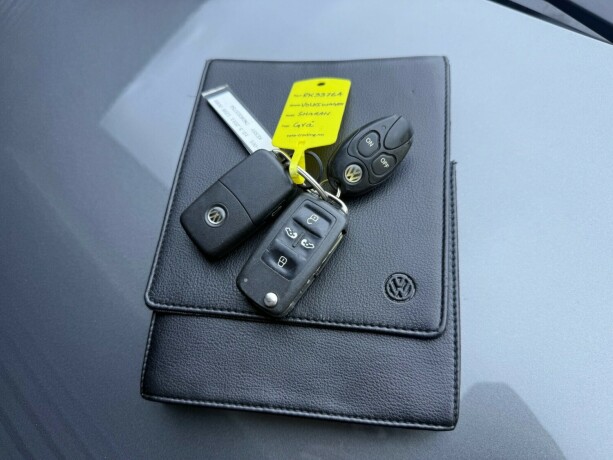 volkswagen-sharan-diesel-2011-big-43
