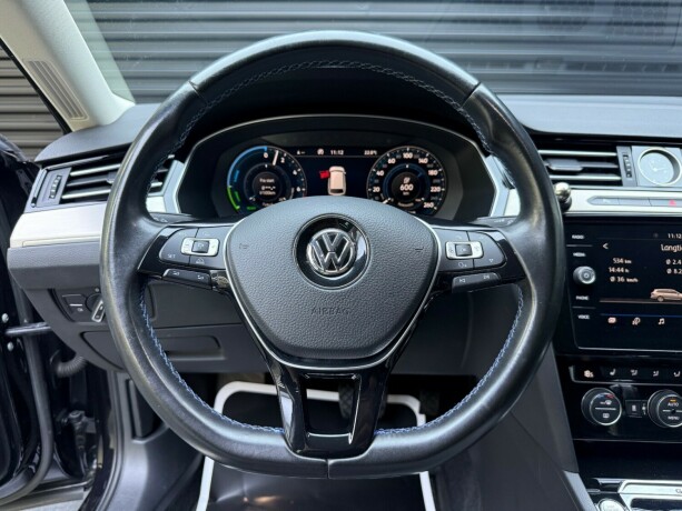 volkswagen-passat-elektrisitetbensin-2018-big-12