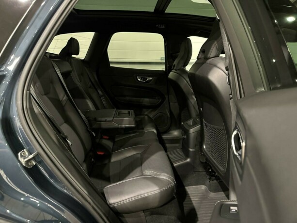 volvo-xc-60-elektrisitetbensin-2019-big-9