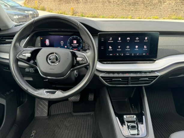 skoda-octavia-elektrisitetbensin-2021-big-10
