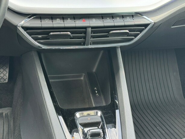 skoda-octavia-elektrisitetbensin-2021-big-12